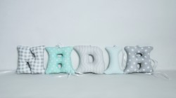 Zestaw ręcznie szytych literek do pokoju dziecka – NADIA