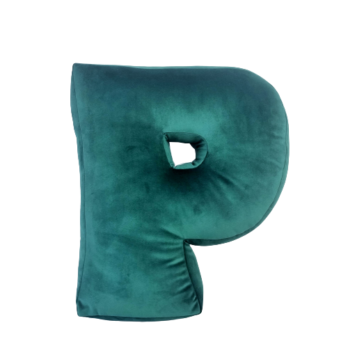 Poduszka litera do pokoju dziecka imię litera P (1).png
