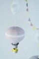 Balony karuzela na łóżeczko brudny róż żółty szart (5).JPG
