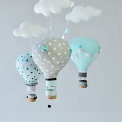 Karuzela nad łóżeczko 3 balony: turkusowo-szare z dodatkiem białego i czarnego