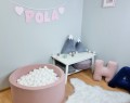 Girlanda z imieniem dziecka 4 litery + 2 dekory, różowa z serduszkami