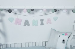 Girlanda z imieniem dziecka 5 liter + 2 dekory gratis