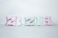 Szyte literki z imieniem dziecka Zuzia kolorystyka miętowo-różowo-biało-szara