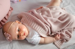 Bambusowy kocyk tkany z jonami srebra brudny róż