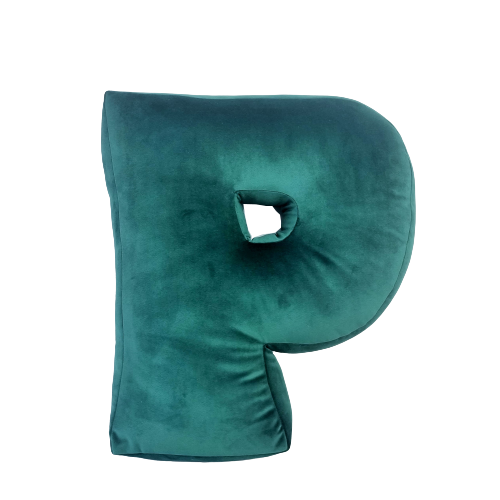 Poduszka litera do pokoju dziecka imię litera P (1).png