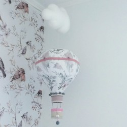 Duży balon z ozdobną tasiemką i chmurką podwieszany pod sufitem M, L, XL